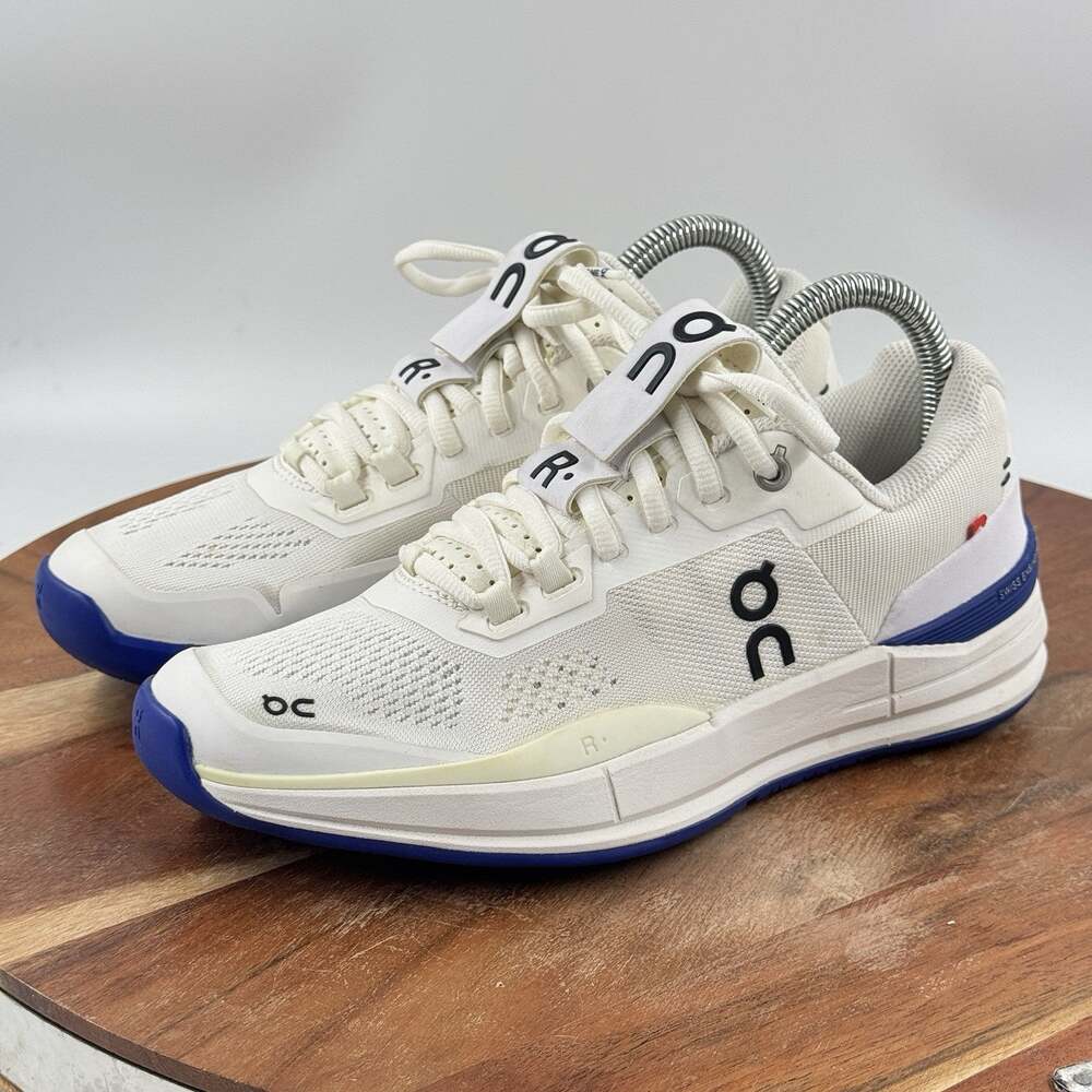 On The Roger Women Size 7 Pro White Blue Tennis Shoes Sneakers 48.98720 NEW